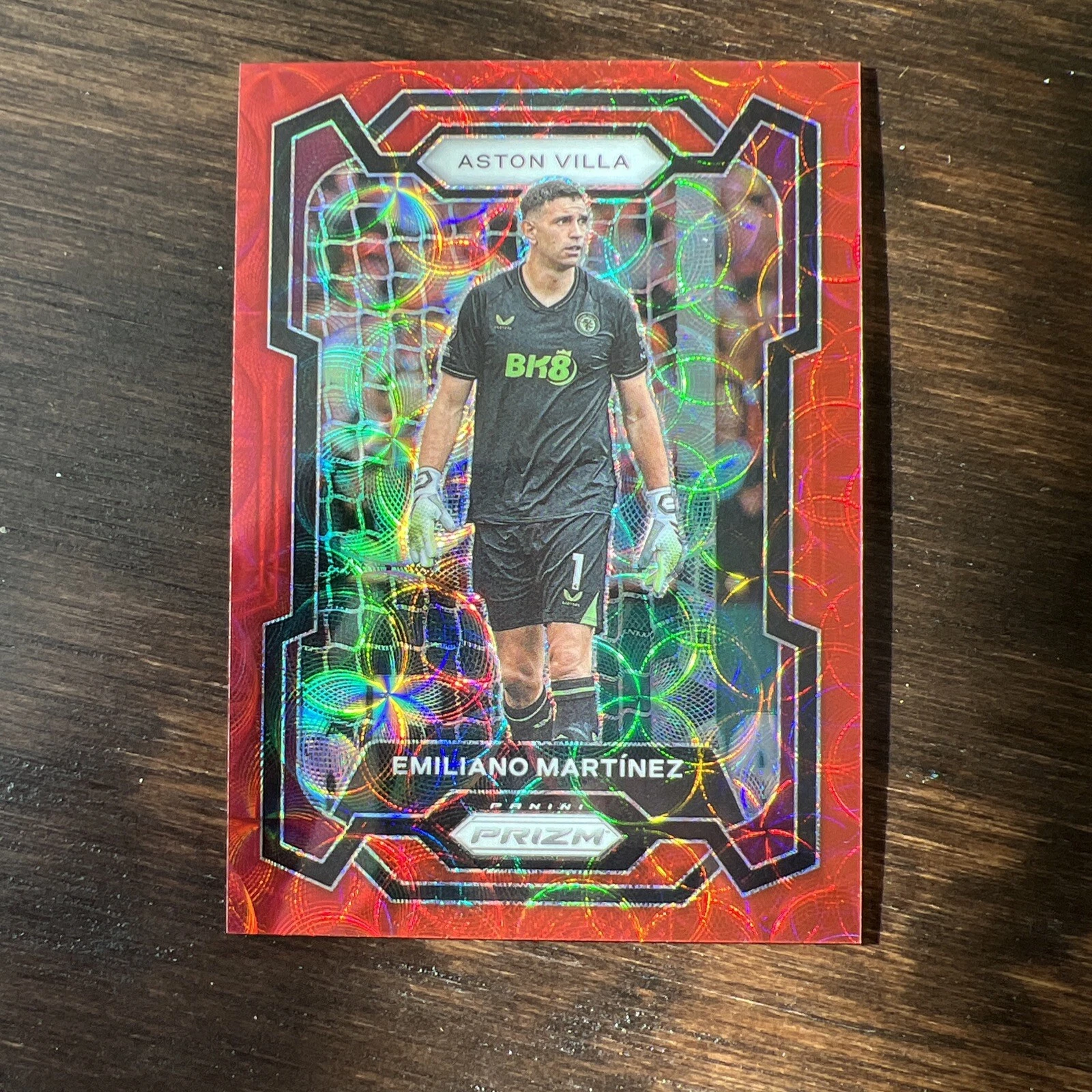 2023-24 Panini Prizm EPL - Emiliano Martinez- CHOICE Red Prizm /30 Soccer