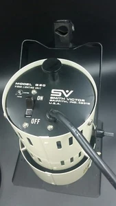 SMITH VICTOR Studio Video Photographic Flood Light Q60 Tested - Picture 1 of 6