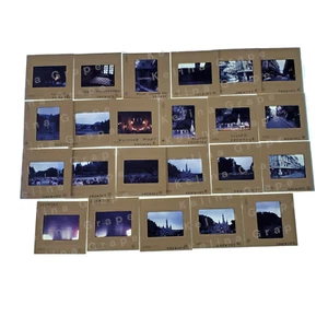 23/Set 1970er Jahre Lourdes Frankreich Sightseeing 35 mm Film Rutsche belebte Straßen Einheimische - Bild 1 von 8