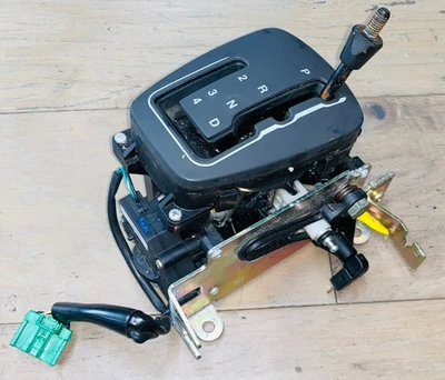 OEM 1999-2002 Jaguar S-Type 3.0L AUTOMATIC GEAR SELECT FLOOR SHIFTER ASSEMBLY - Image 1 of 4