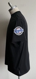 Majestic Black T-Shirt With Kansas City Royals Patch On Left Shoulder Size Large - Picture 1 of 4