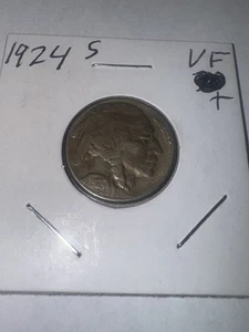 1924 S High Grade Buffalo Nickel  - Picture 1 of 8
