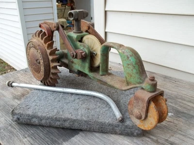 Antique Cast Iron Tractor National Walking Lawn Sprinkler A5 Lincoln Nebr. - Image 1 of 4