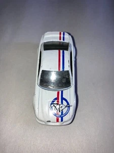 Matchbox 99 Ford Mustang Coupe, White - Picture 1 of 4