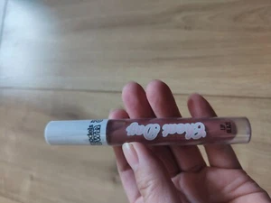 Models Own Cheat Day Lip Glaze Liquid Lipstick Metallic Matte Dry MERINGUE MLG08 - Picture 1 of 6