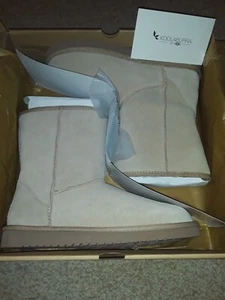 NUOVI STIVALI KOOLABURRA BY UGG LINEA DONNA KOOLA CORTI IN PELLICCIA TAGLIA 9 - Foto 1 di 3