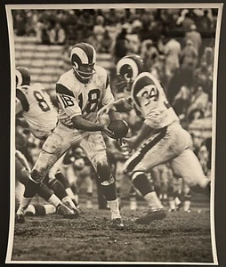c. 1971-72 Darryl Norenberg Photo Type 1-Los Angeles Rams Roman Gabriel - Picture 1 of 2