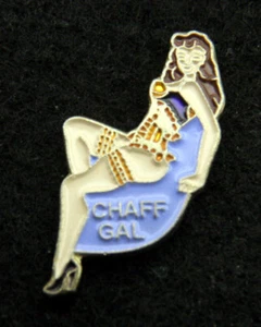 CHAFF GIRL NOSE ART HAT LAPEL PIN UP WWII PILOT CREW AIRCRAFT FAA WING L@@K - Bild 1 von 1