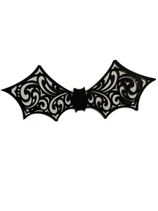 Elegante pieza de papel de murciélago de Halloween hecha a mano para álbum de recortes y fabricación de tarjetas - Imagen 1 de 5