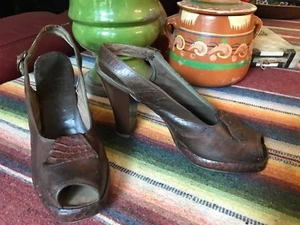 VINTAGE 1940's Brown Leather PEEP TOE PLATFORM HIGH HEEL SHOES 5-6 - Picture 1 of 9