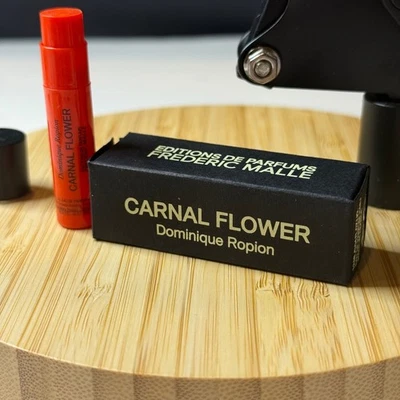 Frederic Malle • Flor Carnal • Dominique Ropion • EDP • Frasco de muestra de 1,2 ml • Nuevo Foto 1 de 4