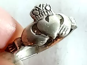 Vintage Sterlingsilber IRISCHER CLADDAGH RING, Größe 8,5 - Bild 1 von 2