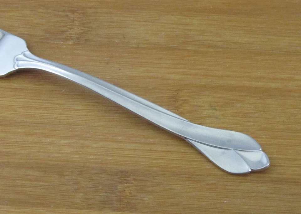 Oneida SATIN TRIBECA Stainless Frosted & Glossy YOUR CHOICE Silverware Flatware - Image 1 of 1