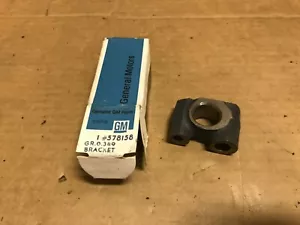 GM 578158 Rocker Shaft Bracket -- NOS, GENUINE OEM - Picture 1 of 6