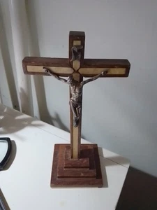 Crocifisso Da Tavolo Legno Cm23 - Picture 1 of 3