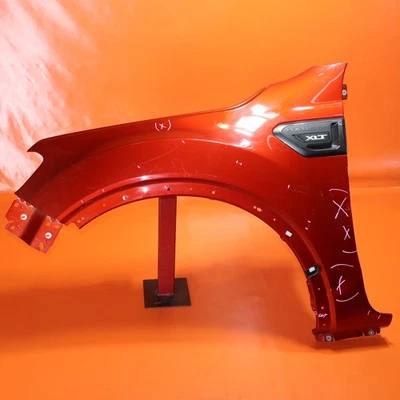 Guardabarros izquierdo ford ranger xlt 2019 2020 2021 2022 2023 fabricante original dañado Foto 1 de 4