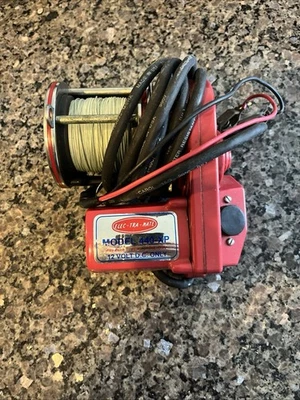Elec-Tra-Mate Model 440-XP Fishing Reel - Image 1 of 4