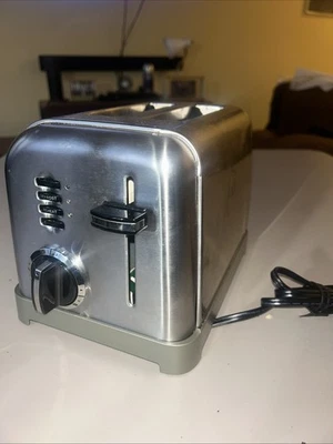 Cuisinart 2 Slice Compact Toaster Stainless Steel CPT-160 Bread & Bagel EUC - Image 1 of 4