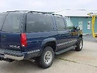 Eje de transmisión trasero usado se adapta a: Chevrolet Suburban 2500 1999 4x4 131,5`` WB DRW Foto 1 de 4