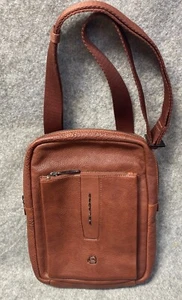Piquadro Herren Umhängetasche Leder Tasche gepolstertes Fach verstellbarer Riemen Pebble - Bild 1 von 14