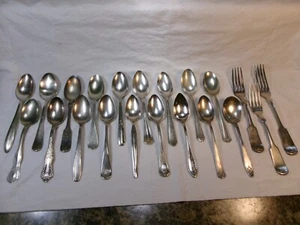 Lot of 21 Assorted Vintage Silver Plated Pieces of Flatware ~18 Spoons & 3 Forks - Picture 1 of 6