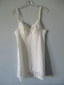 Warner's Compli-Fit Women's Size 34 C White Chemise Lingerie - Picture 1 of 12