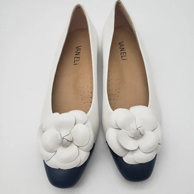 Vaneli Tasina Cap Toe Leather Comfort Flats White Blue Womens 7 N NWOB - Image 1 of 4