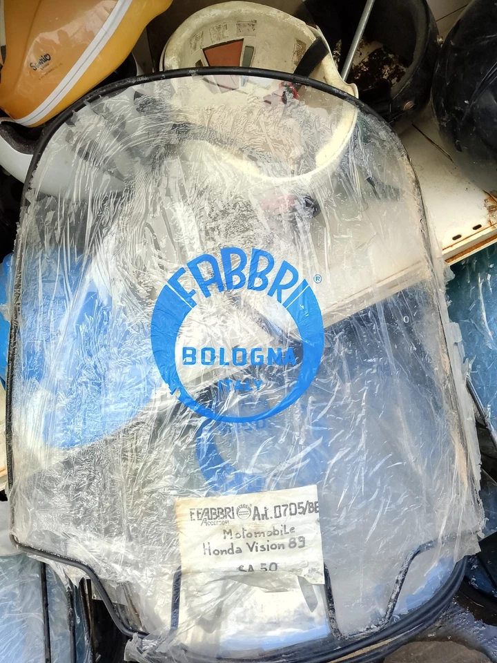 Paravento Fabbri  Honda Vision 50 - Immagine 1 di 4