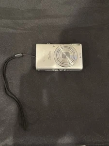 Canon PowerShot ELPH 130 IS / IXUS 140 16.0MP Digital Camera - Silver - Picture 1 of 8