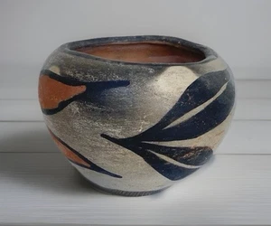 Small Vintage Pit Fired Santo Domingo Native American Pottery Bowl, 4" Wide - Picture 1 of 10