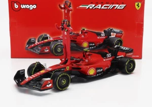 BURAGO FERRARI SF23 #55 CARLOS SAINZ F1 2023 FIGURE 1/24 MODELLINO AUTO STATICO - Foto 1 di 10