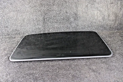 Mercedes Benz GL450  Sunroof Glass Sliding Roof Glass  12 15 A1667800021  W166 Foto 1 de 4