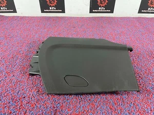 CUBIERTA DE AJUSTE DE CONSOLA CENTRAL DEL LADO DERECHO JEEP GRAND CHEROKEE SRT 6,4 L 11-21 FABRICANTE DE EQUIPOS ORIGINALES 70 K - Imagen 1 de 3