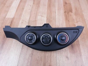 Toyota Yaris III MK3 air conditioning switch panel control climate 55406-0D390 - Bild 1 von 6