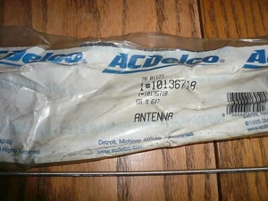 1982-96 Mástil de antena P/N 10136718 para Buick/Chevrolet/Oldsmobile/Pontiac Nuevo de Lote Antiguo - Imagen 1 de 4