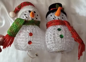 Coppia Teste Pupazzo di Neve Illuminate Acrilico 7" Figure Occhi Verdi/Rossi NATALE *leggi - Foto 1 di 13