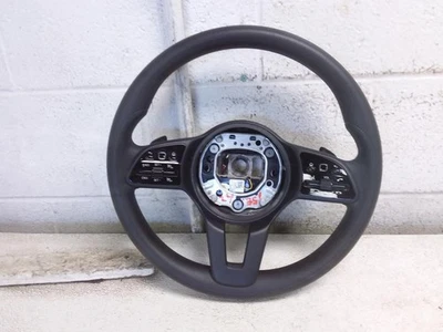 Volante Mercedes Benz Sprintv35 2023 vinilo negro brillante negro moldura OEM Foto 1 de 4