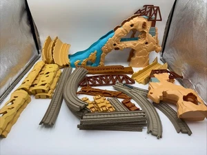 Thomas & seine Freunde Trackmaster Thomas at Action Canyon Zugset 2011 unvollständig  - Bild 1 von 6