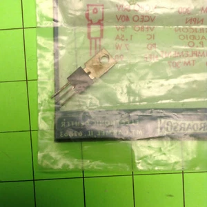 TM300 Npn Transistor - Picture 1 of 3