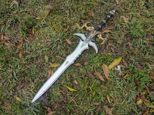 Espada de espuma Frozen Throne War Runeblade Frostmourne - Imagen 1 de 8