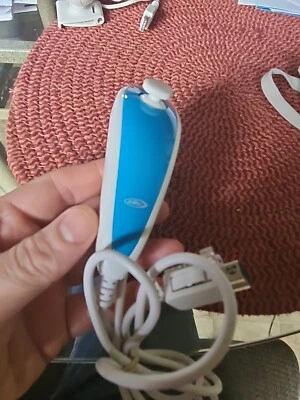 NEW Intec Wired Nunchuck Soft Grip Controller For Wii White  - Image 1 of 2