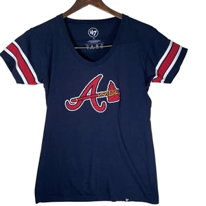 47 Brand Women’s Tee Size L Navy Red Atlanta Braves  Athletic - Picture 1 of 7