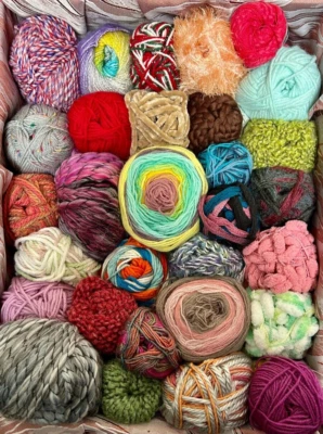 Lagerverkauf Restbestand Neuer Wolle -gemischte Pakete 5kg/10kg - Bild 1 von 4