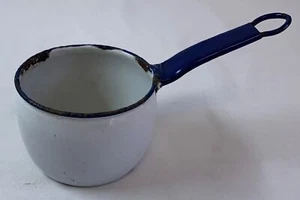 vintage 3x4 inch L&G ENAMELWARE SAUCEPAN ~ white/blue trim - Picture 1 of 3