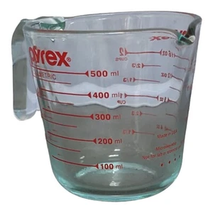 Pyrex Measuring 2 Cup Oz Cup & ML Markings USA Excellent Condition Glass Red - Picture 1 of 10