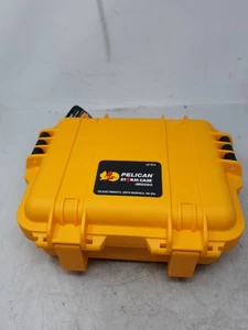 Pelican Storm iM2050 Custodia con Schiuma - Giallo - Impermeabile, Antischiacciamento, Antipolvere - Foto 1 di 5