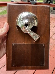 Vintage 60s 70s Football Figural Trophy Cast Metal Plaque Quarterback MVP Award - Bild 1 von 5