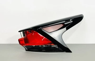 完美! 2015 2016 年雷克萨斯 NX200t NX300h 尾灯 LED 右侧原始设备制造商 — 第 1/4 张图片