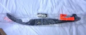 GENUINE GS350 GS430 GS450H GS460 FRONT DOOR WEATHERSTRIP (RIGHT) 67865-30040 - Picture 1 of 2