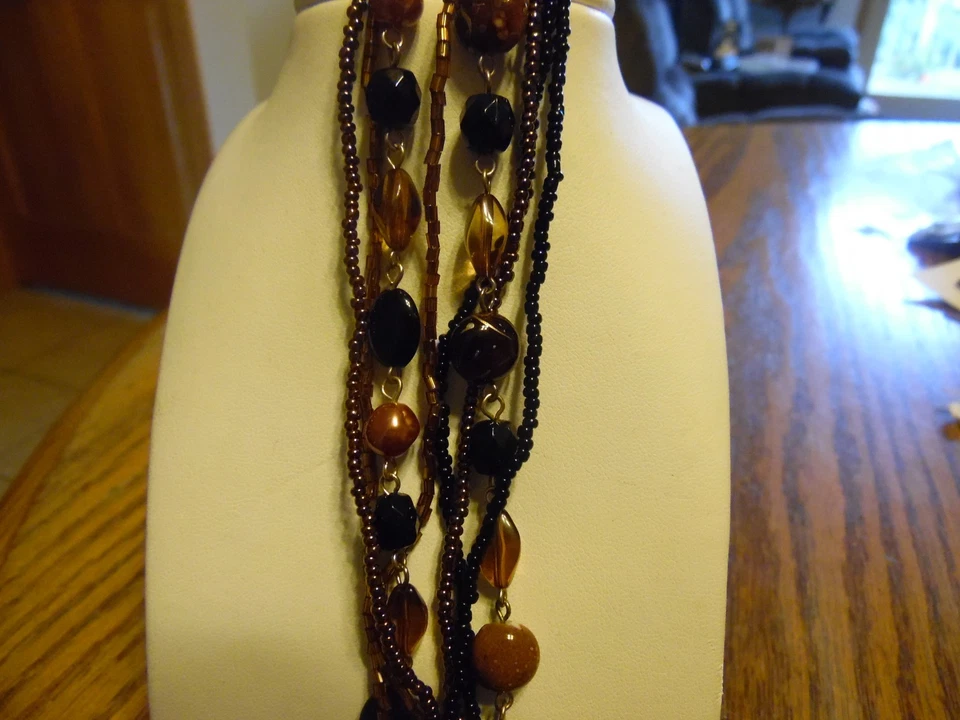 Pulsera "Interplay" Lia Sophia Bronce y Negro Cuentas Se Ajusta a 8 pulgadas Foto 1 de 1